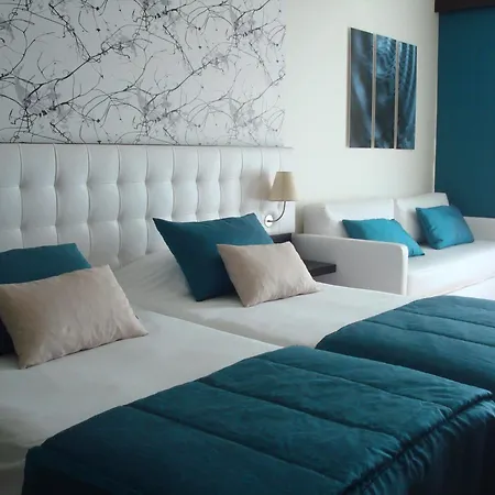 Vale Do Navio Otel 4*