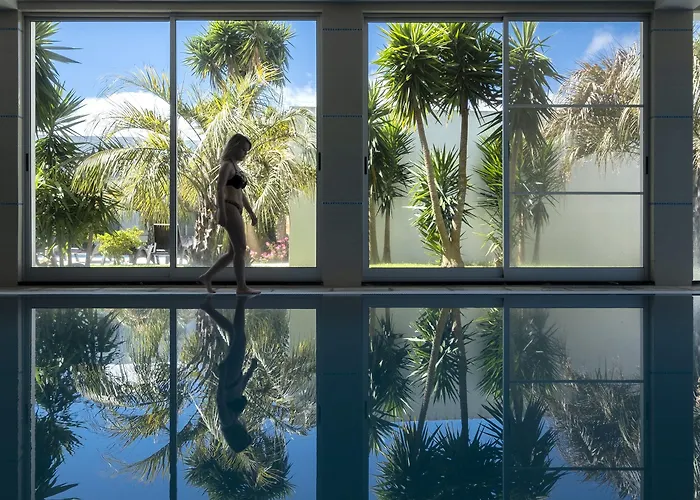 Vale Do Navio Hotel 4*