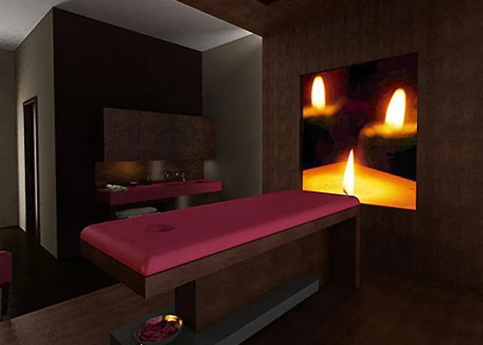 Hotel Vale Do Navio 4*