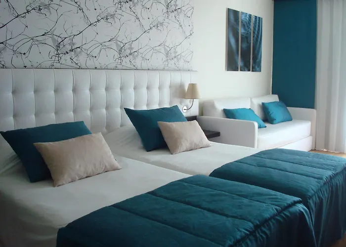 Vale Do Navio Hotel 4*