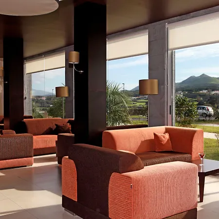 Vale Do Navio Hotel 4*