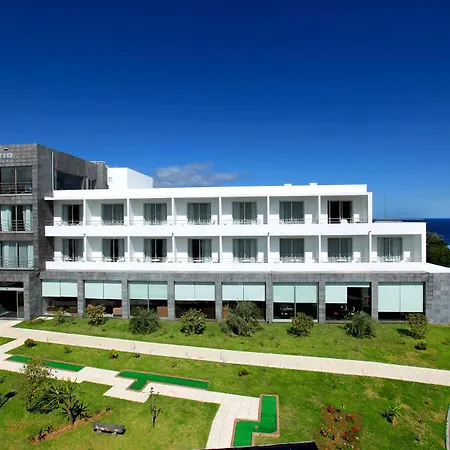 Hotel Vale Do Navio 4*