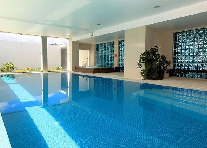 מלון Vale Do Navio 4*